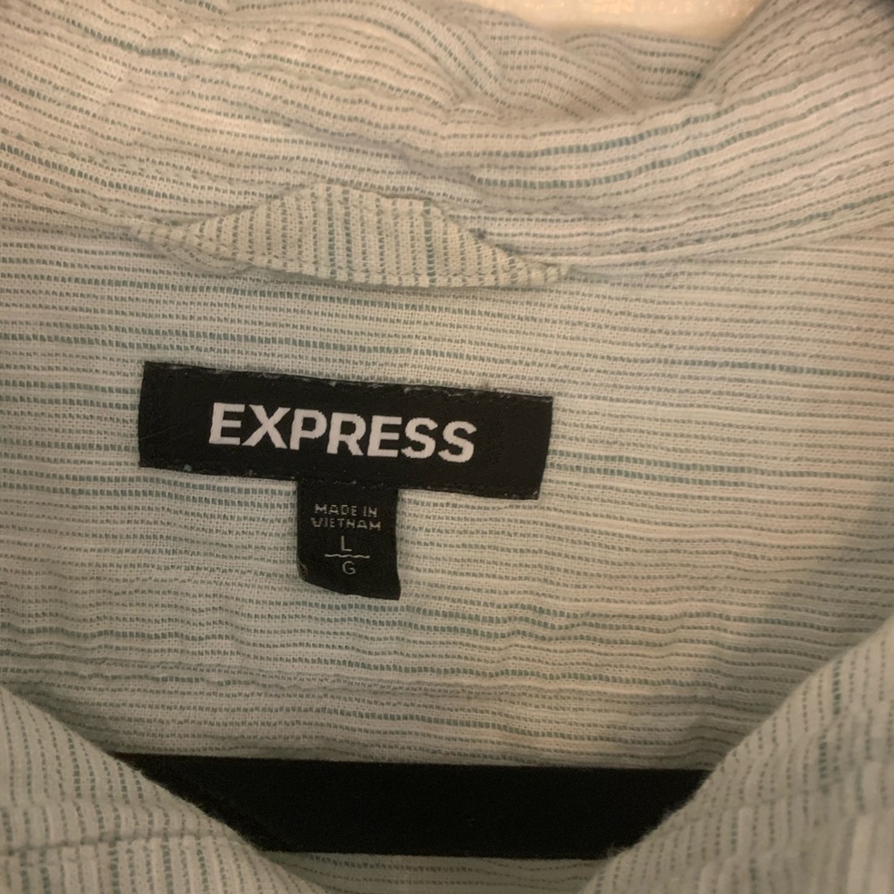 Express short sleeved button down - Picture 2 of 2